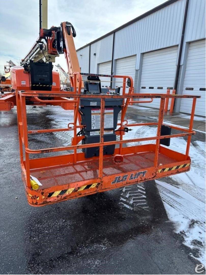 2023 JLG 1500AJP