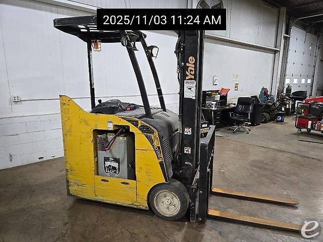 2019 Yale ESC040AD