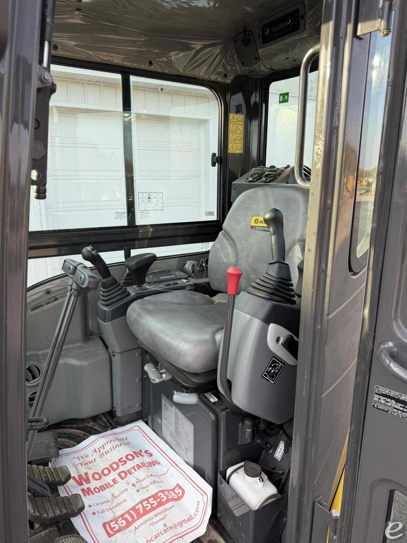 2024 New Holland E37C