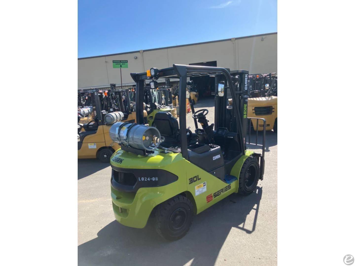 2024 Clark S30L