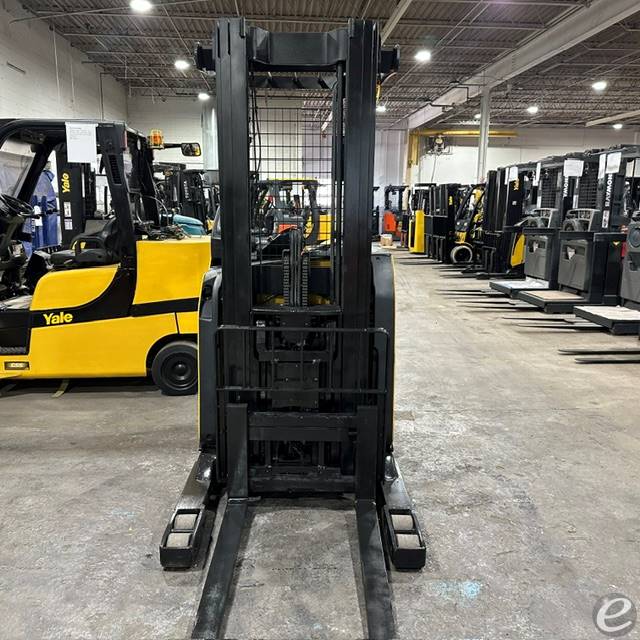 2022 Yale NR045EB