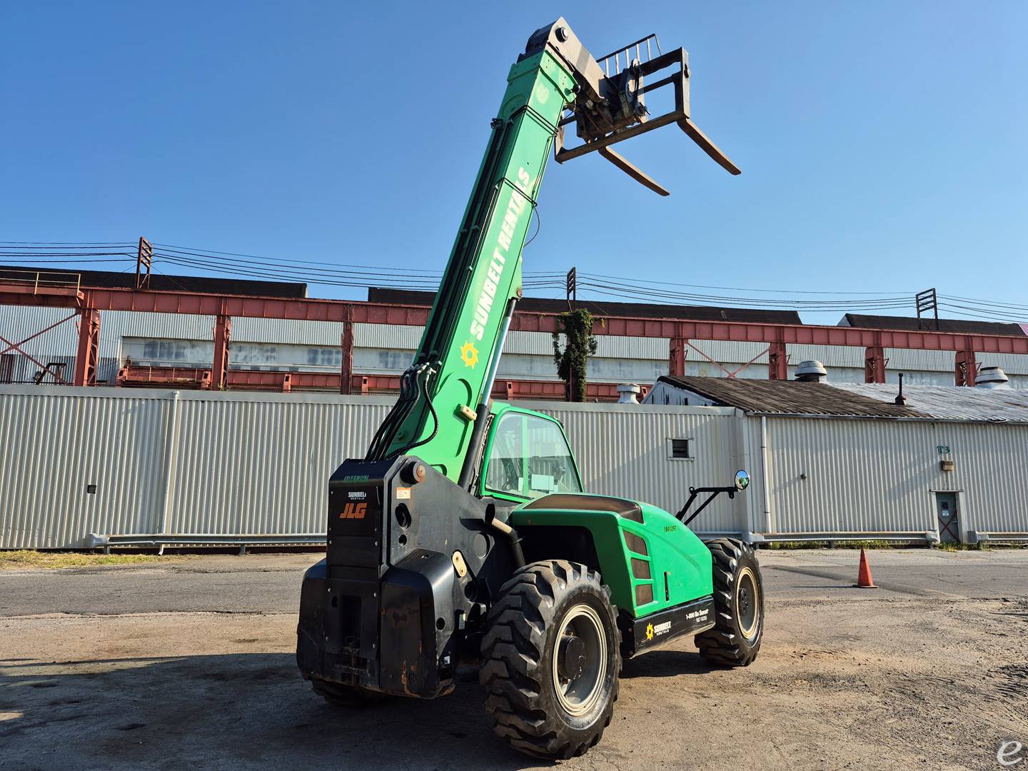 2017 JLG 1644