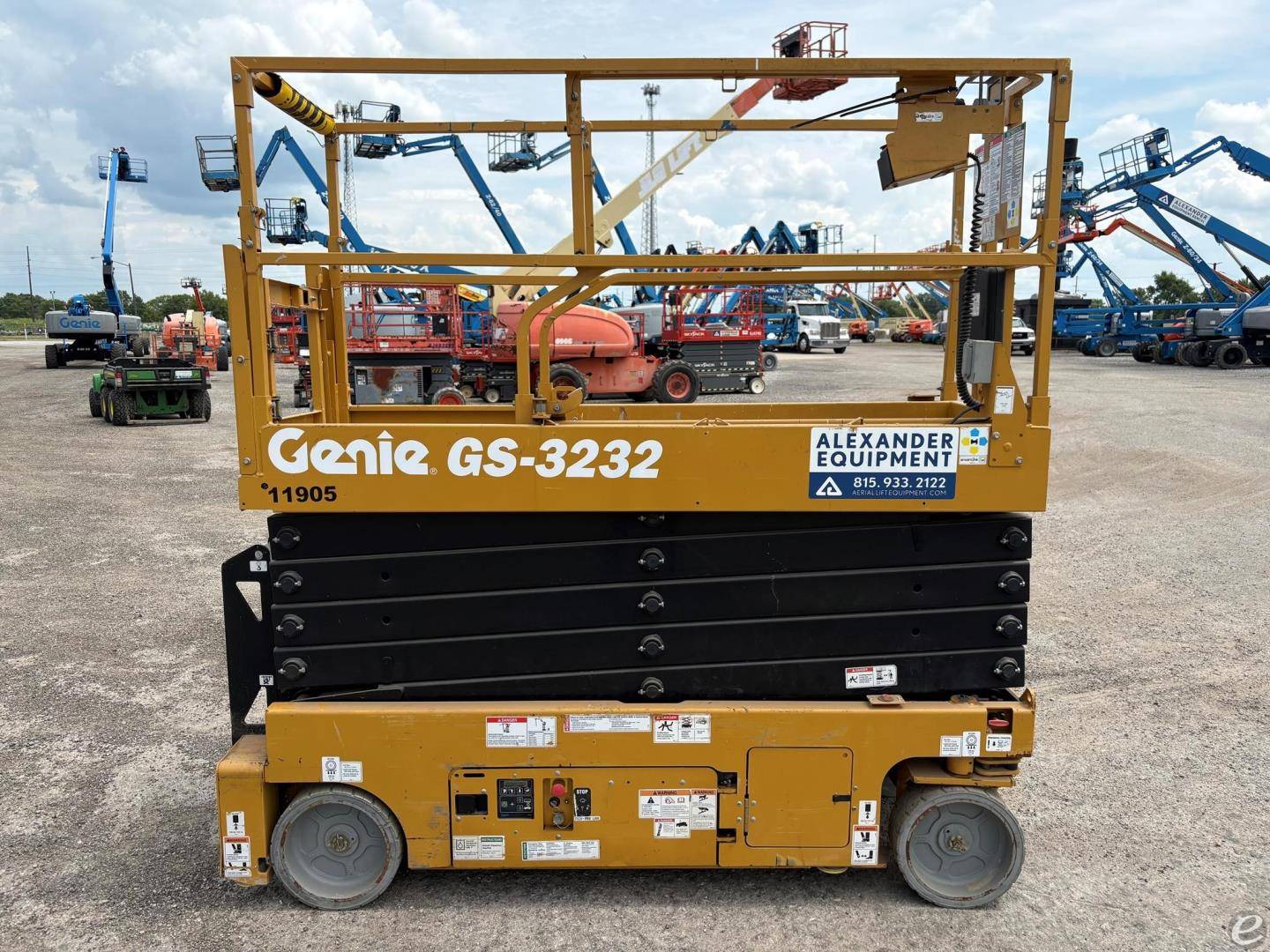 2018 Genie GS3232