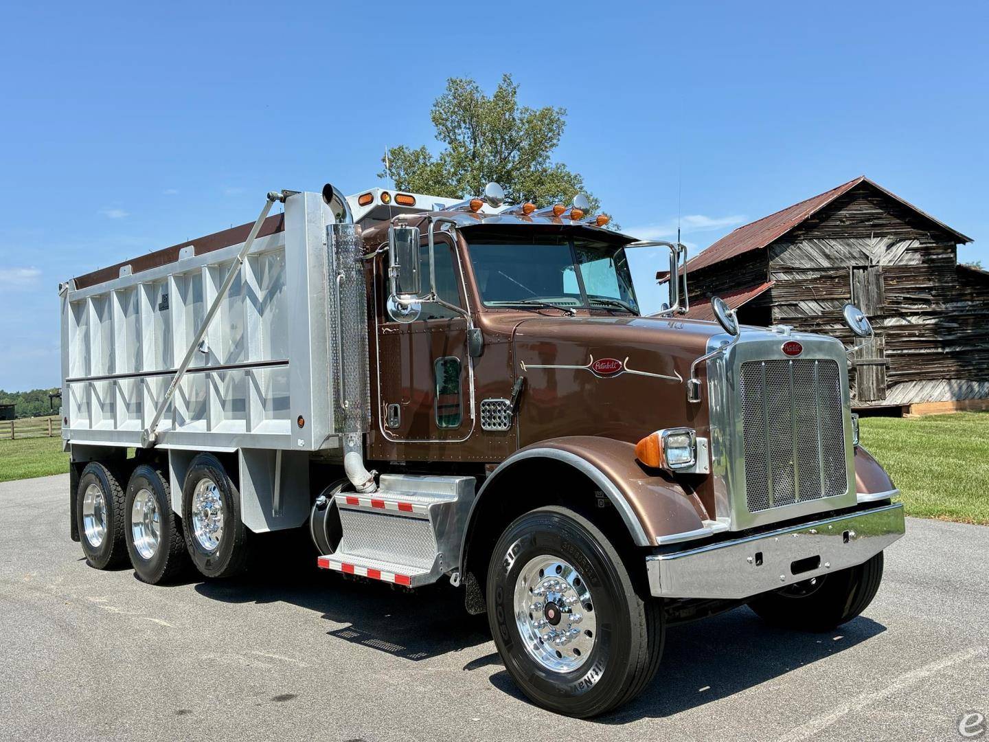 2019 Peterbilt 365