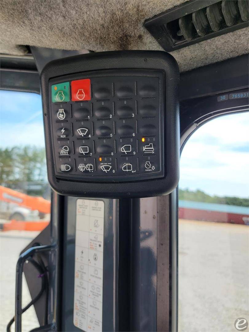 2012 John Deere 550K LGP