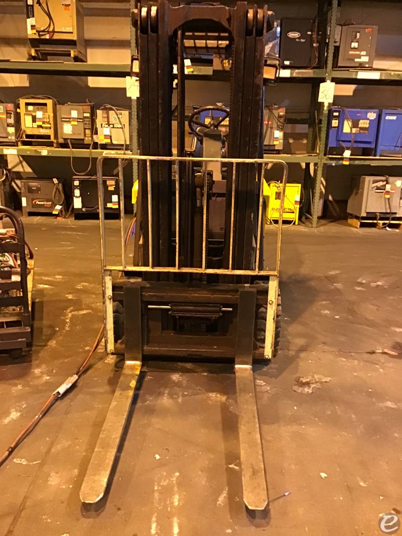 1999 Yale ERC040RGN36TE082