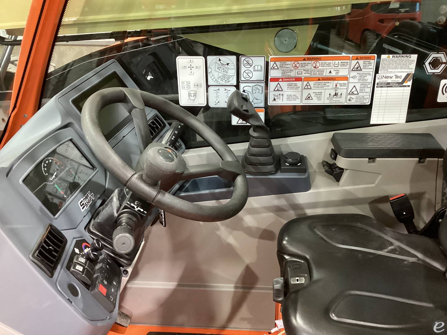 2026 JLG 1255
