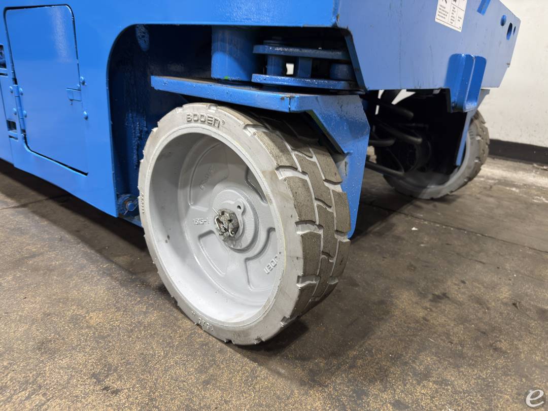 2015 Genie GS3246