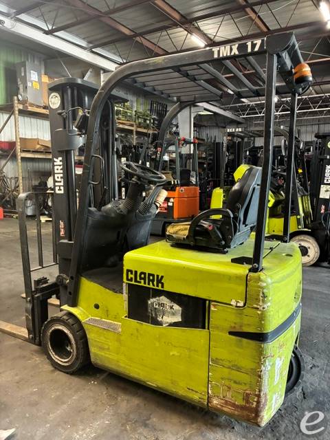 2019 Clark TMX17