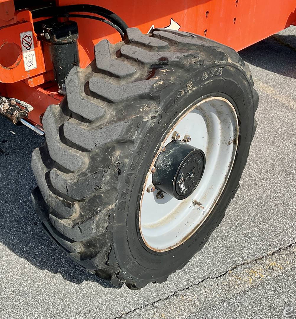 2016 JLG 600S