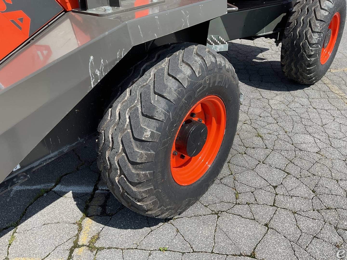 2026 JLG D601AHG