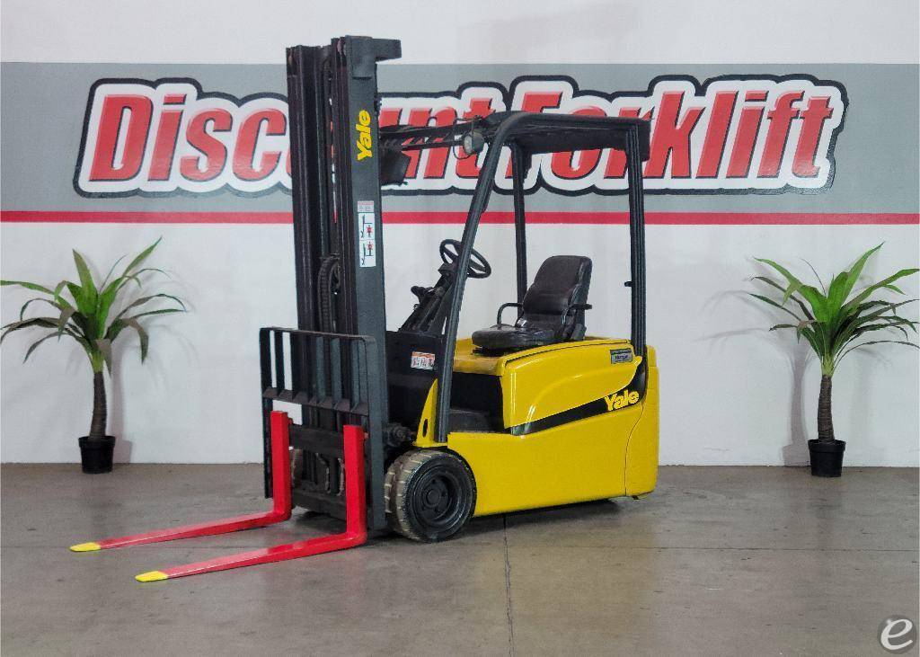 2019 Yale ERP040VT