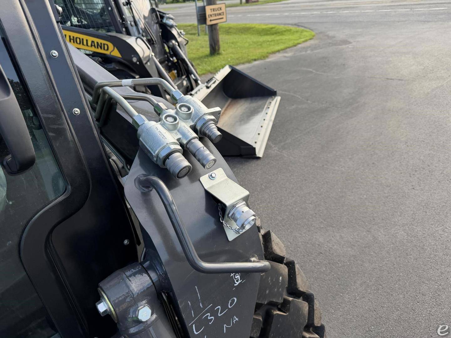 2026 New Holland L320
