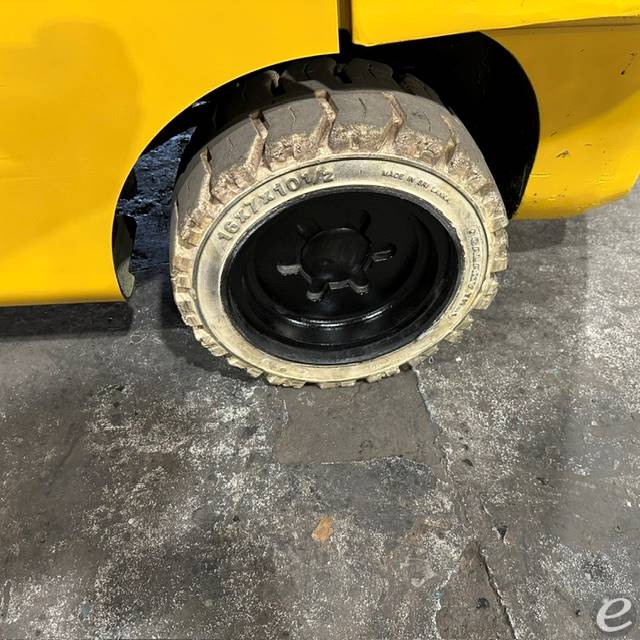 2021 Yale GLC070VX