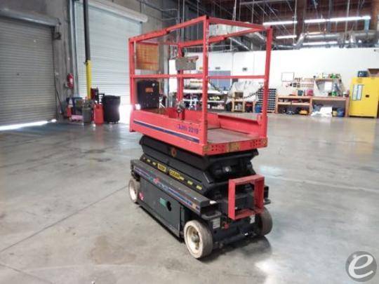 2011 Skyjack SJIII 3219 Electric Scissor Lift - 123Forklift