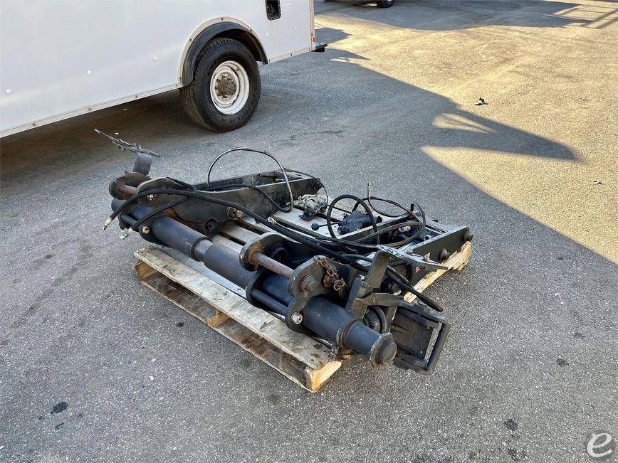 2010 Cat RW-1630