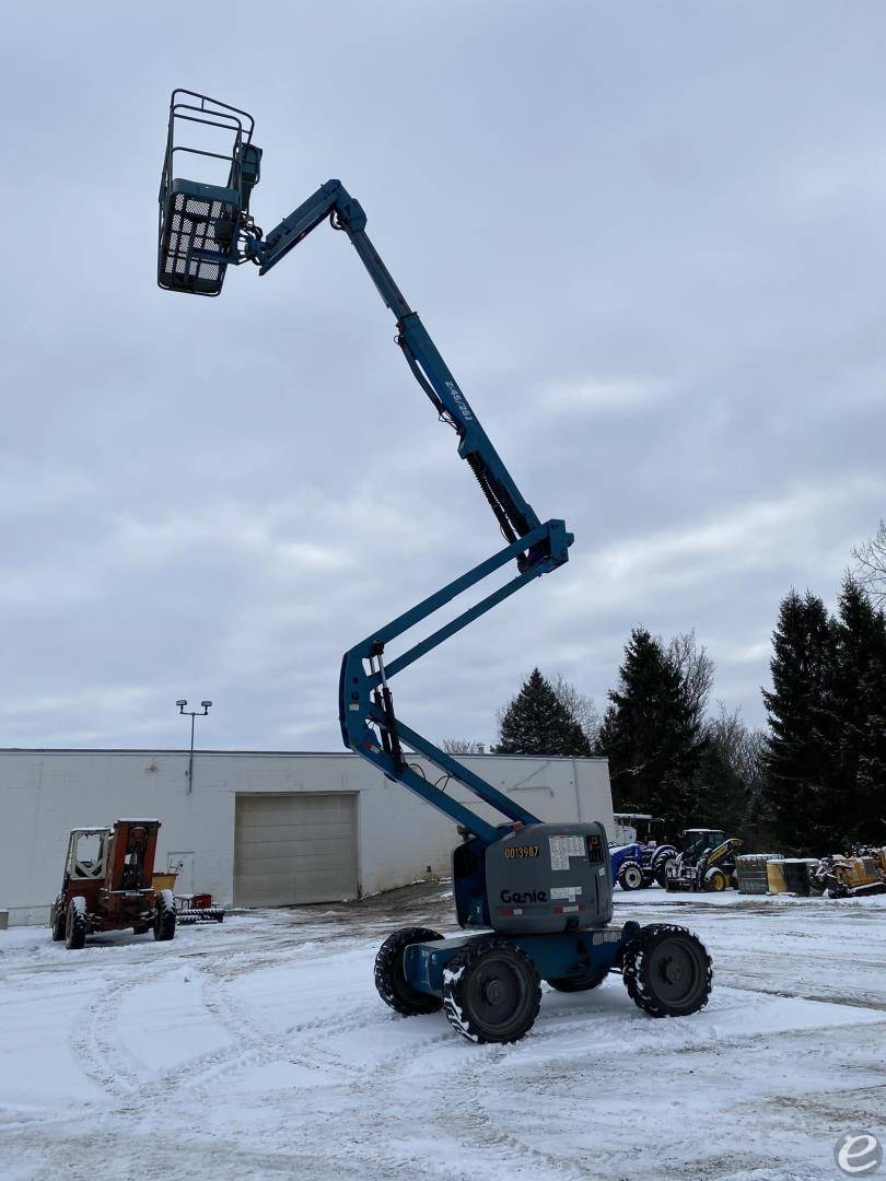 2012 Genie Z45/25J