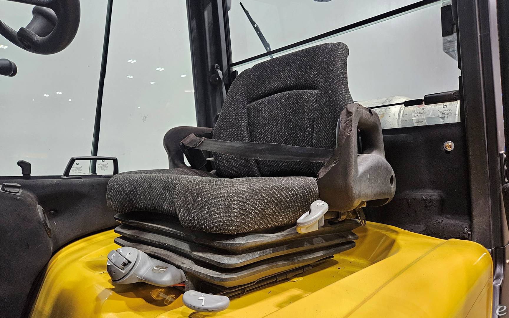 2018 Yale GLP060VX
