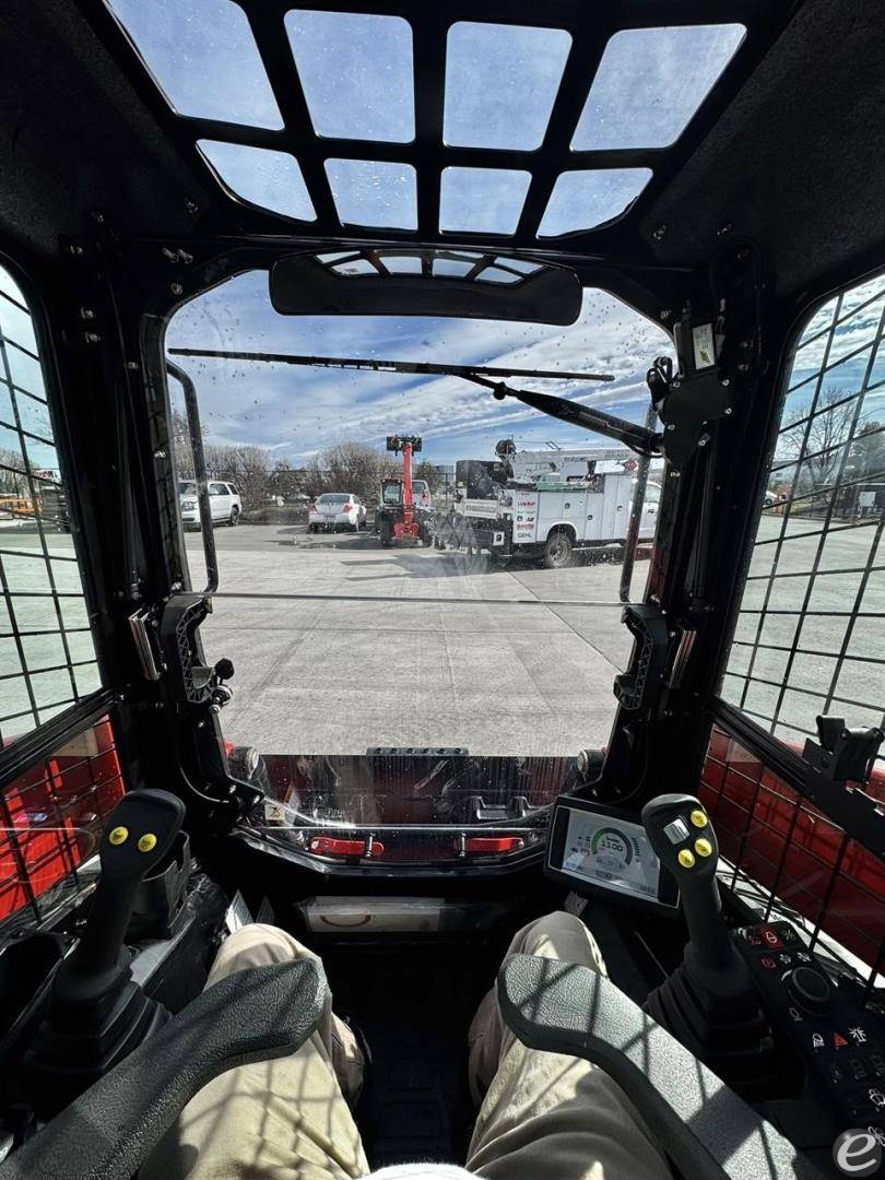 2025 Manitou 2750V