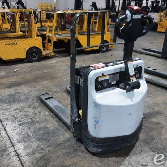 2018 Unicarriers WLXT2W7S22V Electric Forklift - 123Forklift