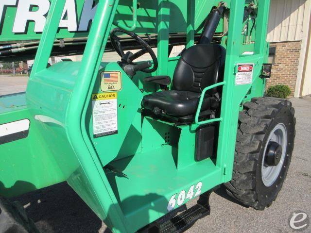2014 Skytrak 6042