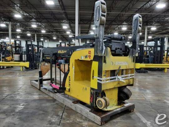 2017 Hyster N45ZR2-21.5 Electric Reach Truck - 123Forklift