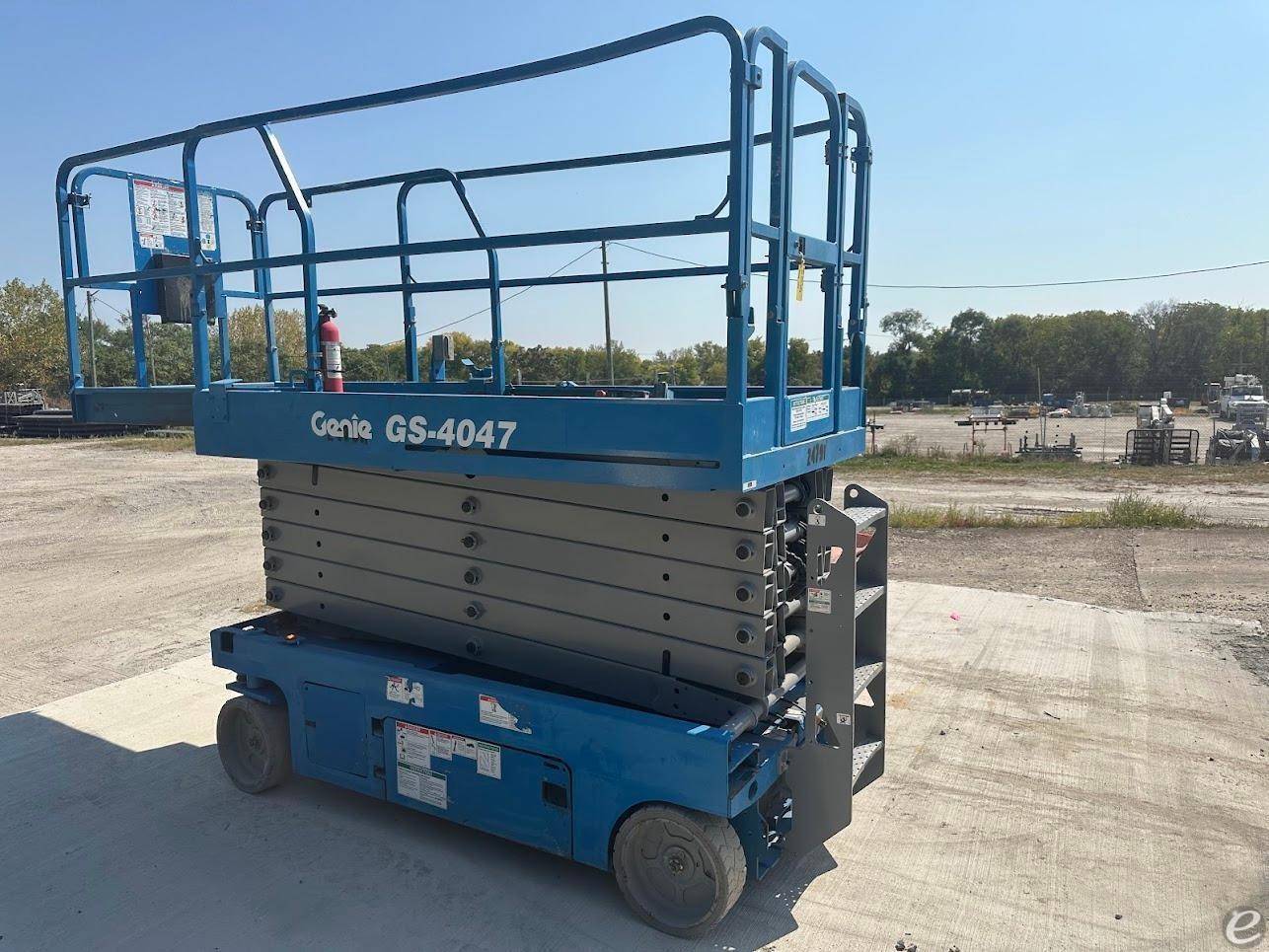 2017 Genie GS4047 Electric Scissor Lift - 123Forklift