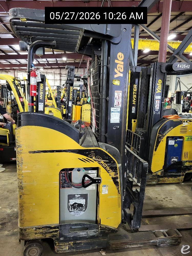 2019 Yale NR045EB