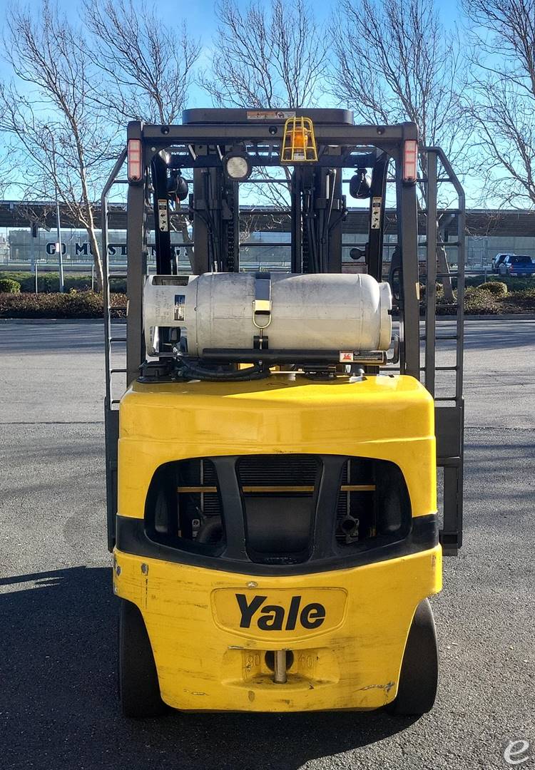 2017 Yale GLC080VX