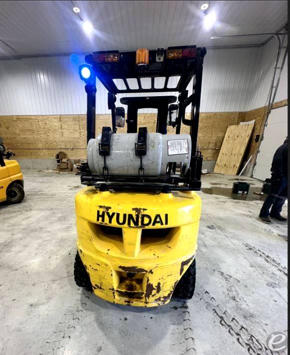 2017 Hyundai 25L-7A