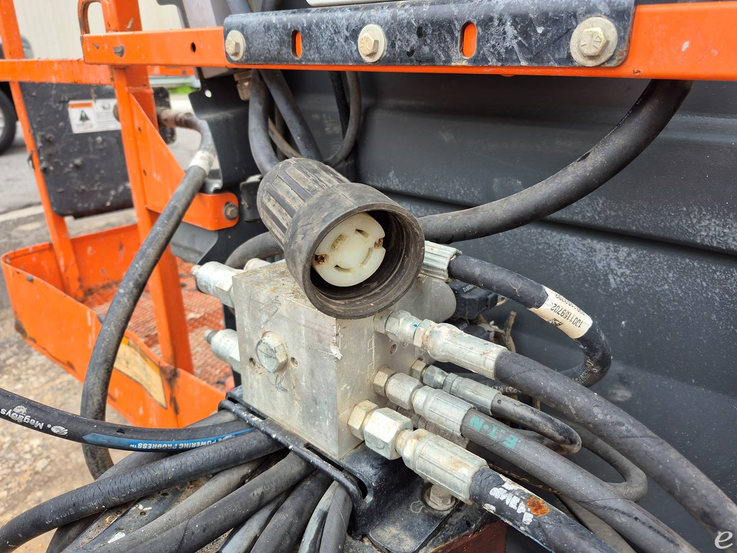 2016 JLG 600S