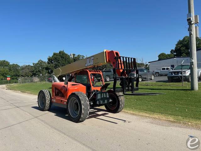 2012 JLG G6-42A