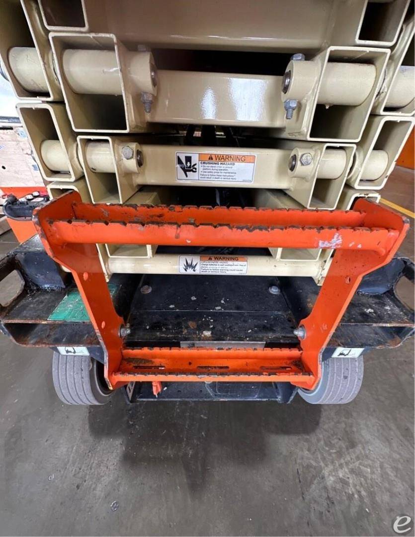 2021 JLG R1932i
