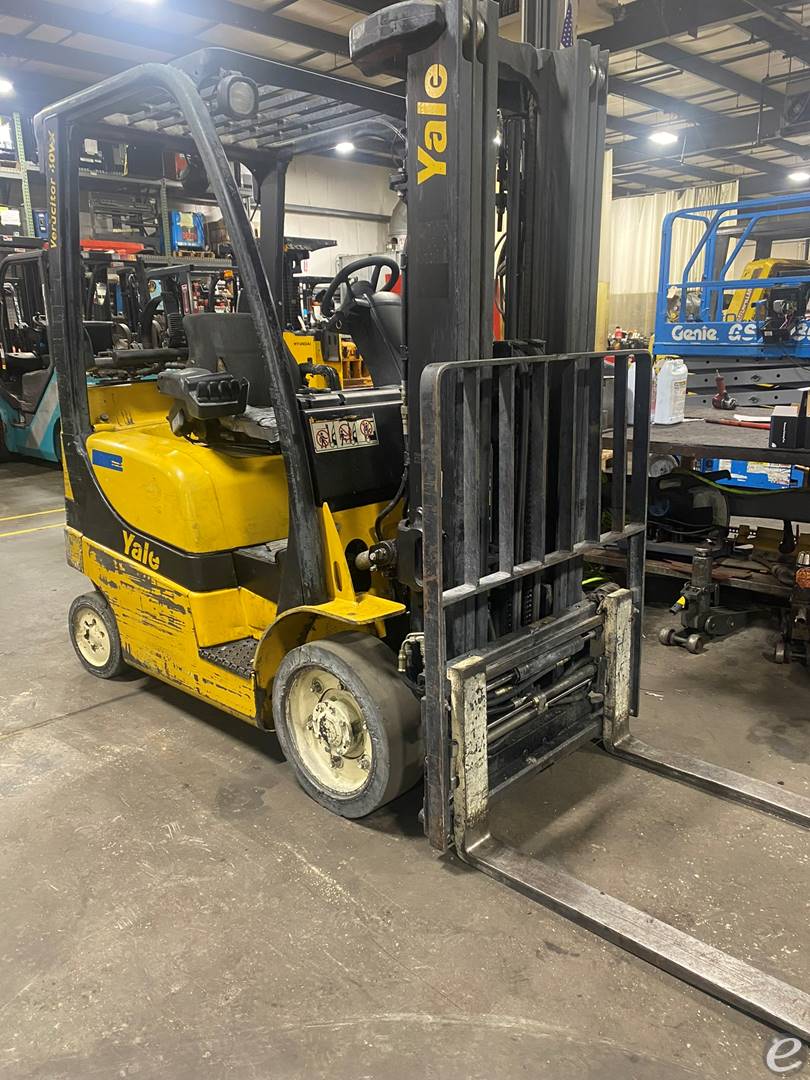 2006 Yale GLC40VXNVSEE083