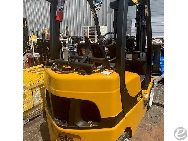 2017 Yale GC050VX LP Gas Forklift - 123Forklift
