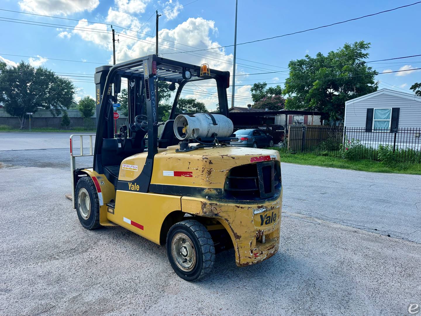 2013 Yale GLP100VX