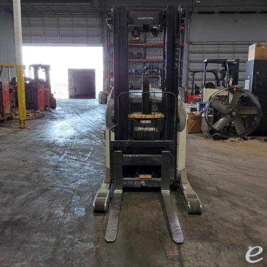 2018 Crown RR5725-45