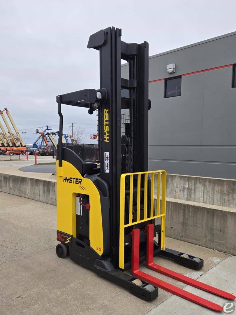 2020 Hyster N35ZRS2 Electric Reach Truck - 123Forklift