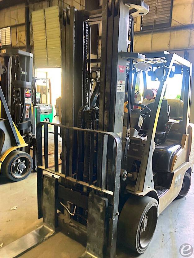 2020 Cat 2C8000