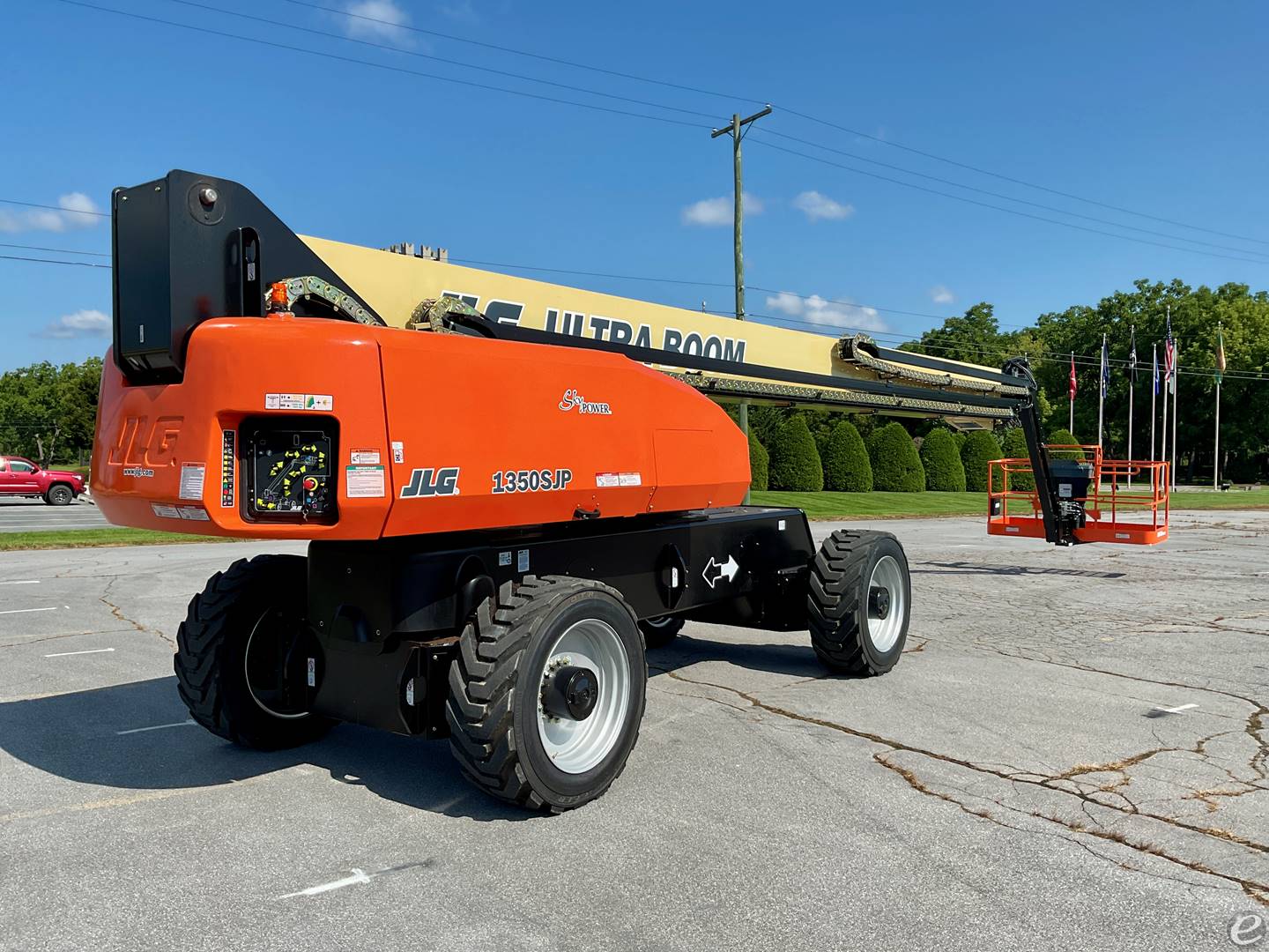 2017 JLG 1350SJP