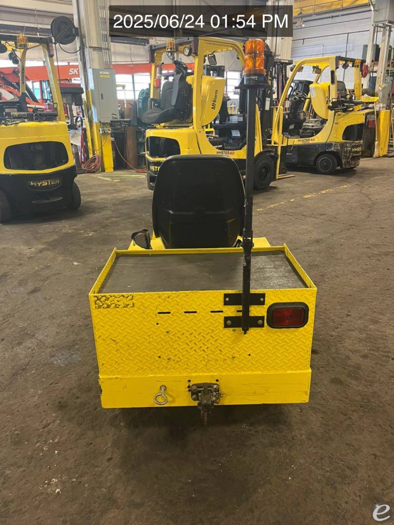 2014 Cushman TUG