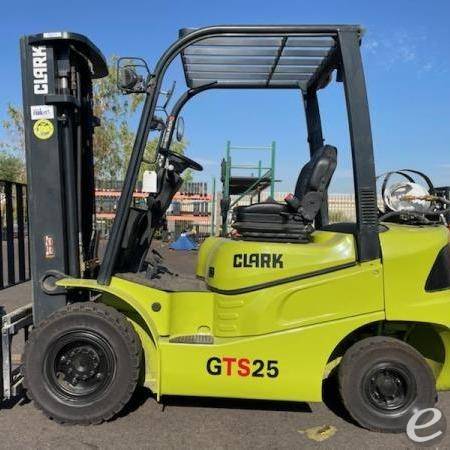 2019 Clark GTS25 LP Gas Forklift - 123Forklift