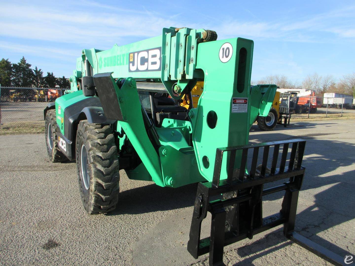2015 JCB 510-56