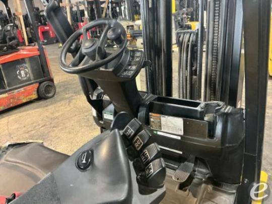 2018 Yale GLC050