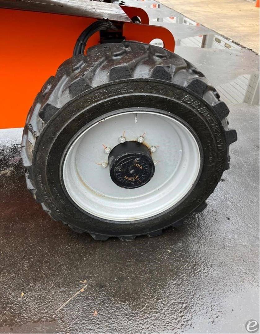 2013 JLG 600S