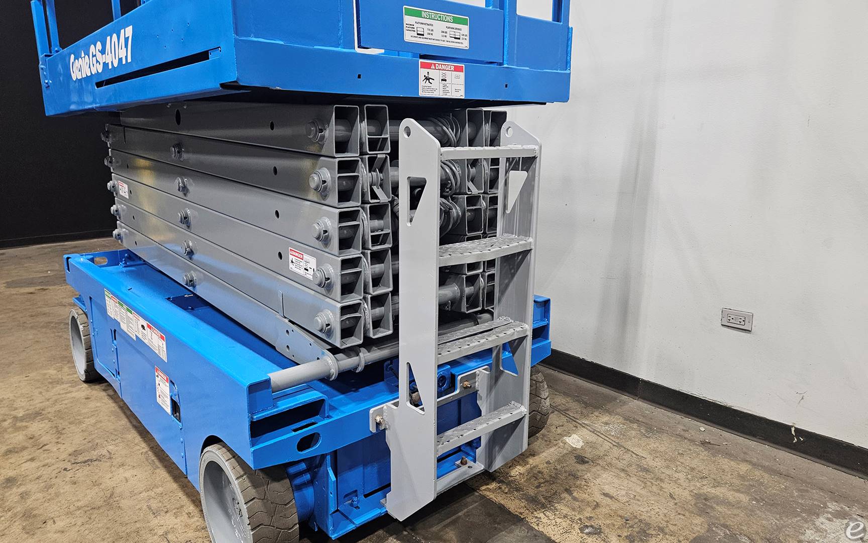 2016 Genie GS4047