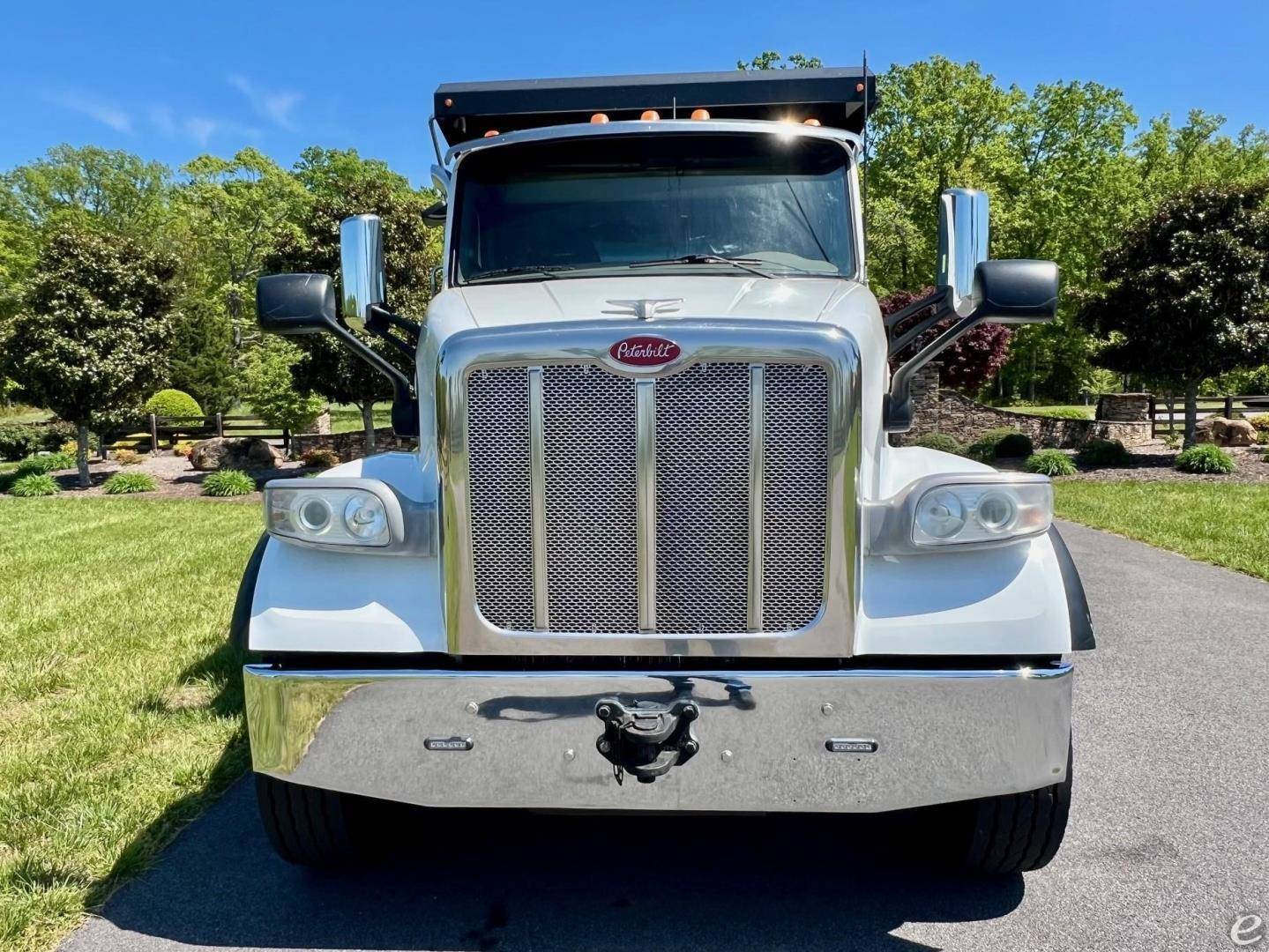 2017 Peterbilt 567