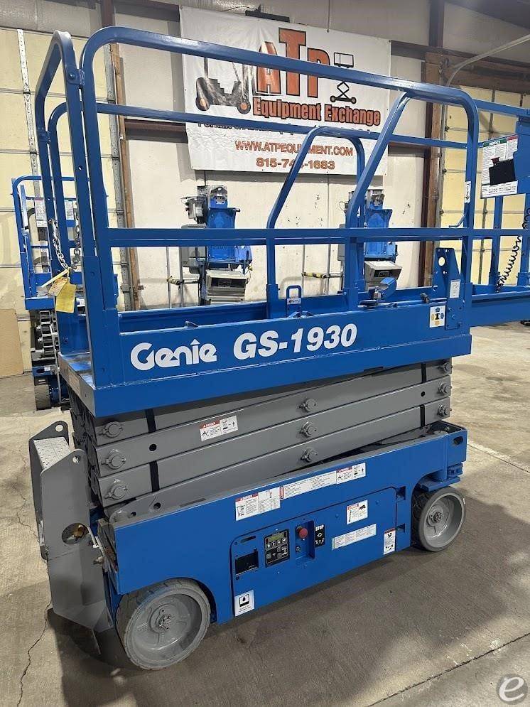 2014 Genie GS1930