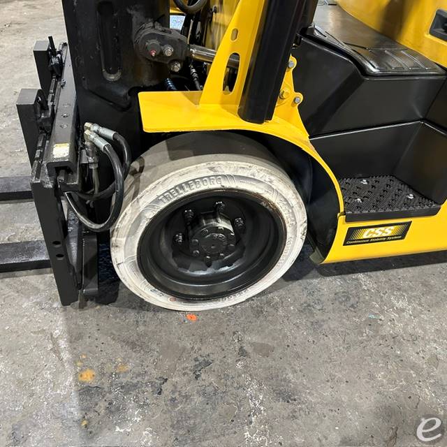 2023 Yale GLC050LX