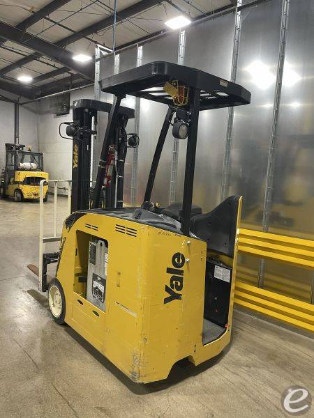 2020 Yale ESC040ADN36TE088